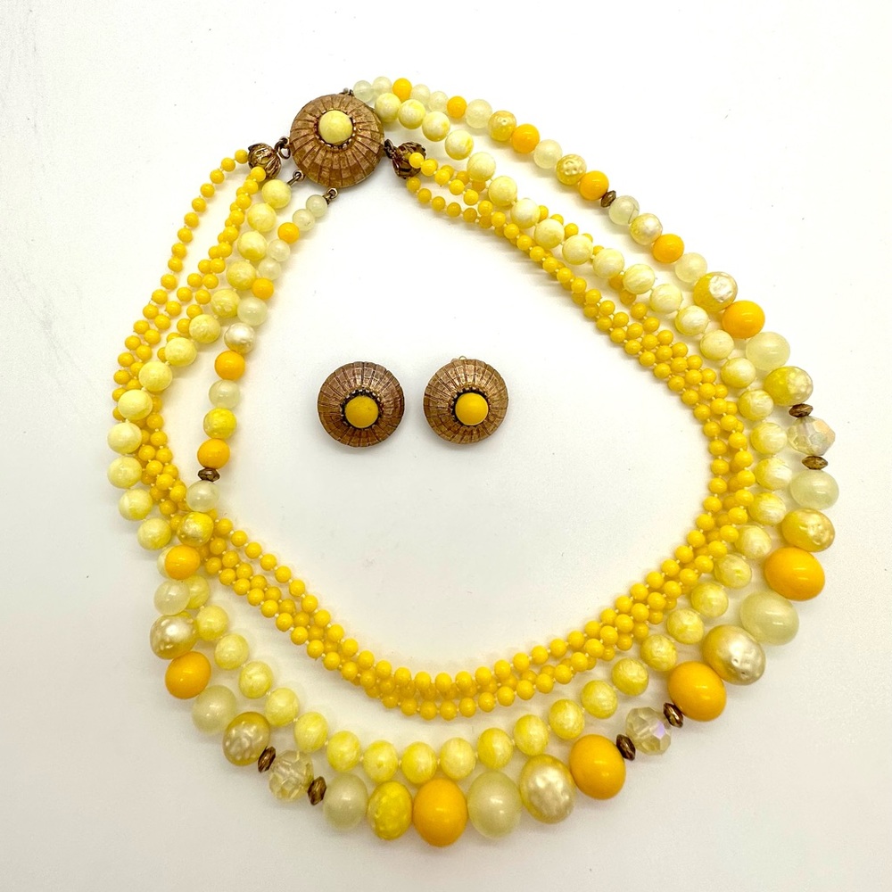 Vintage Yellow Necklace Demi Set